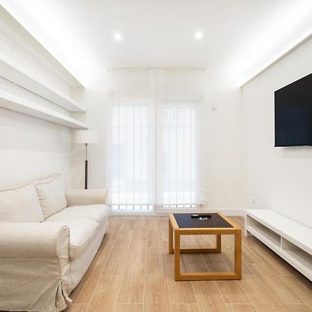 マドリードApartamento Unico En Gran Viaアパートメント エクステリア 写真